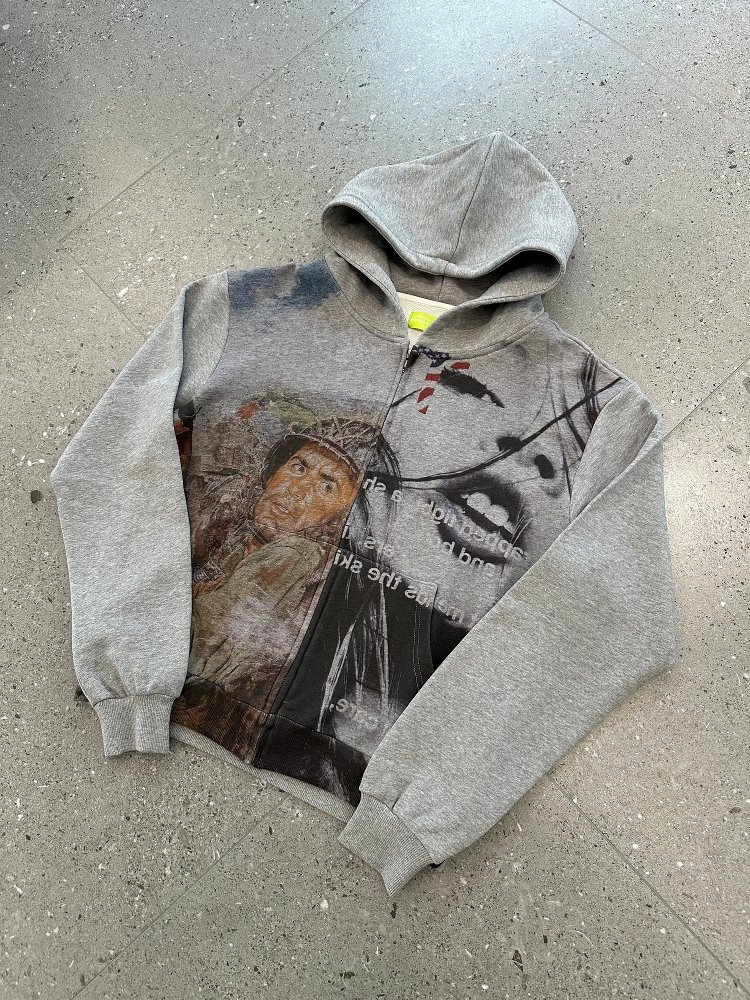 Peace in war zIp up